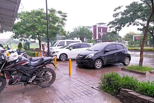 RedDoorz @ Garden Boulevard Citra Raya Tangerang