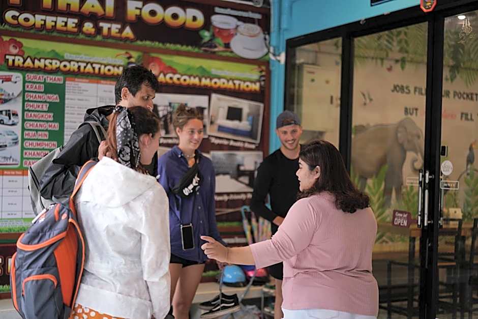 Chillax Khaosok Hostel - SHA Certified