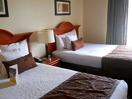 Suite-2 Double Beds, Mobility Accessible, Bathtub, Non-Smoking, Continental Breakfast