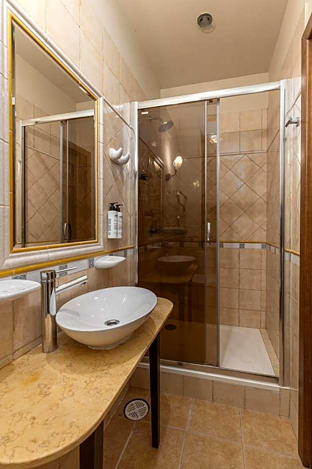 M5 self-service Boutique Hotel