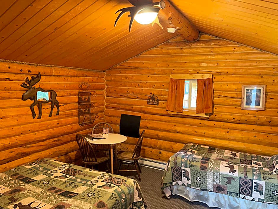 Carlo Creek Cabins