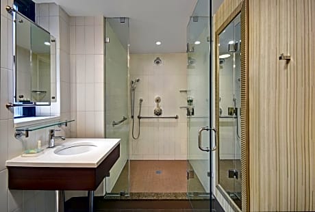 Suite, 1 Bedroom, Non Smoking (2 Queen Beds and 1 Double Sofa Bed)