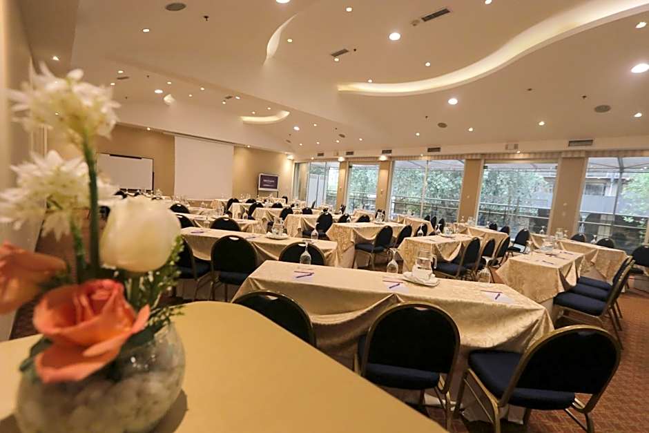 Mercure Alameda Quito