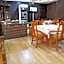 Dreamland Suites