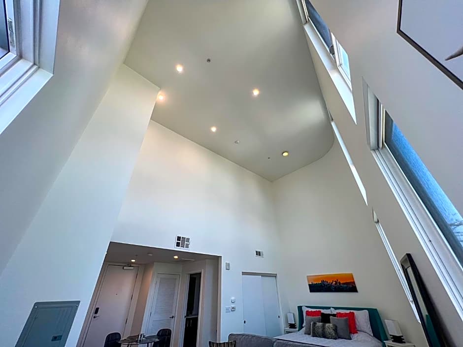 Downtown Los Angeles Skyline balcony view Modern Penthouse