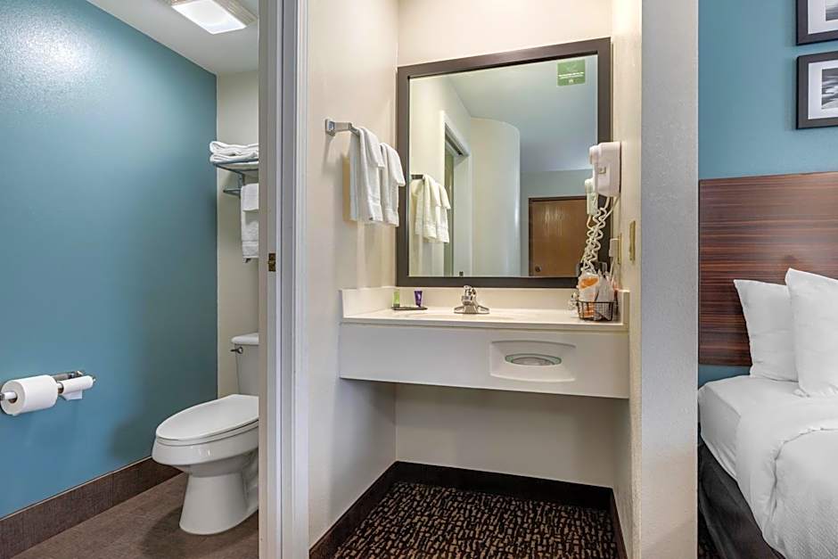 Sleep Inn & Suites