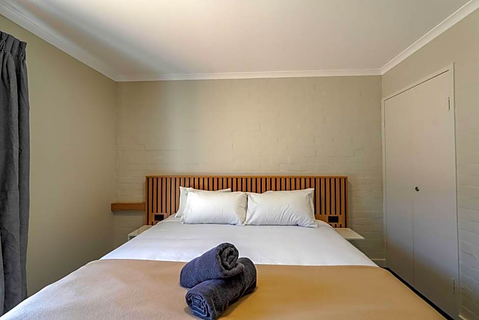 Redhill Cooma Motor Inn