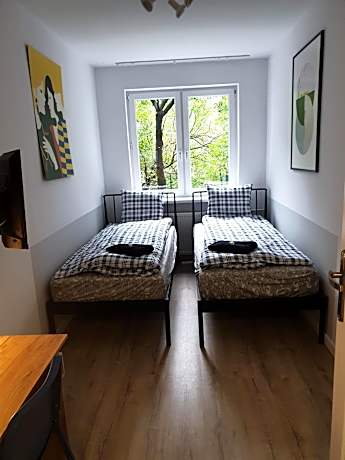 Standard Twin Room with Shared Bathroom