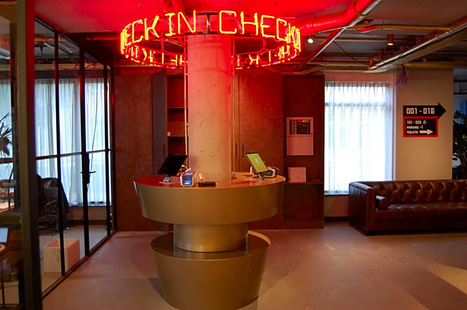 Hotel the Match