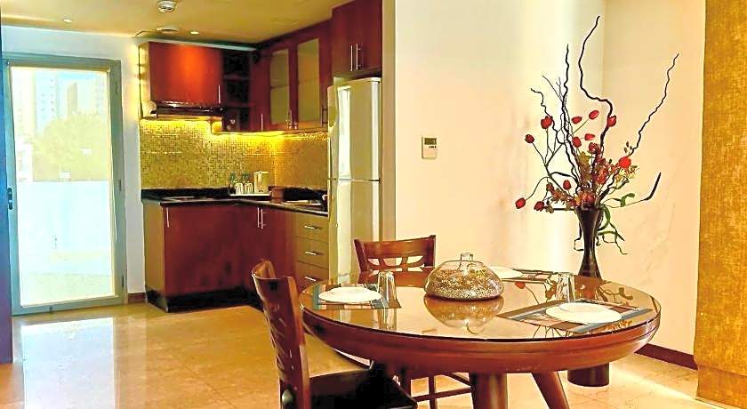 King Suites Hotel