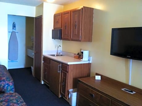 Two Queen Suite