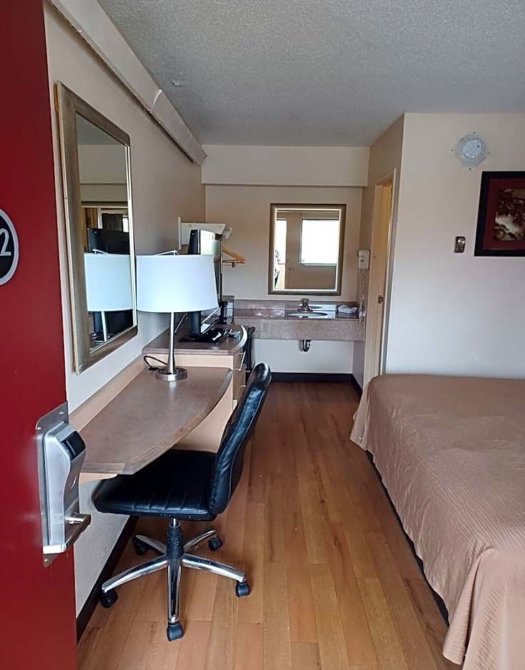 Red Oak Inn Southfield - Detroit