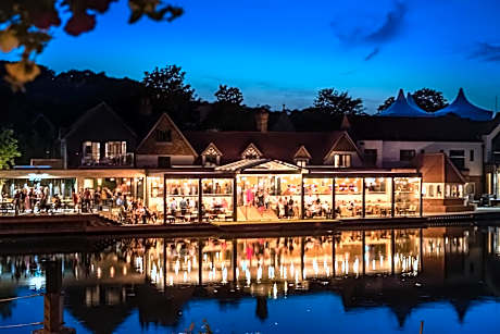 The Swan, Streatley, Berkshire