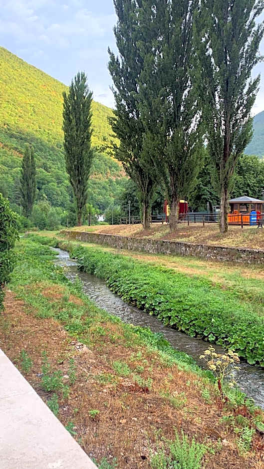 Residence il giardino sul fiume Nera