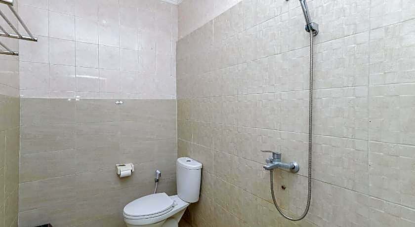 RedDoorz Plus @ Swun Stay Raya Langsep