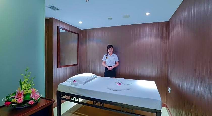 Aristo International Hotel