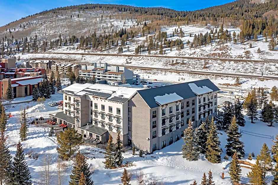 Cambria Hotel Copper Mountain