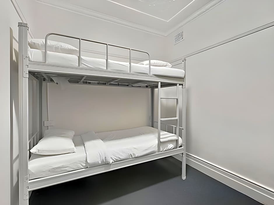 Urban Nomad - Potts Point  (18 - 39 only)