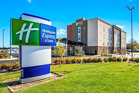 Holiday Inn Express & Suites Tulsa East - Catoosa by IHG