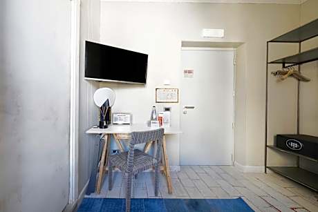 Small Room - Single Bed
