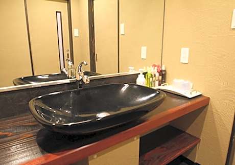 Standard Tower - Japanese Style Room (Twin Beds) - Breakfast served from 7:30- / Japanese Breakfast