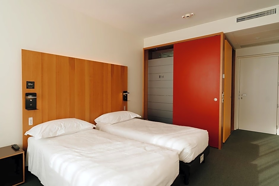 NEW IPOINT HOTEL