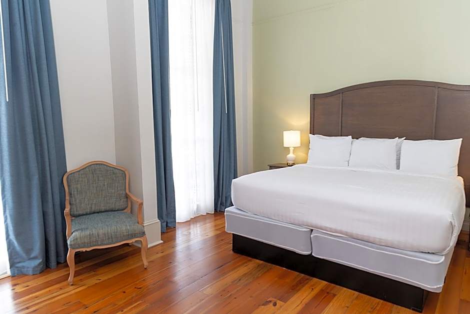 Inn On St. Ann, A French Quarter Guest Houses Property