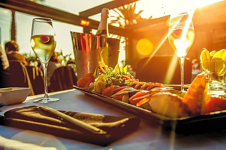 Holiday Beach Budapest Wellness Hotel with Sauna Park