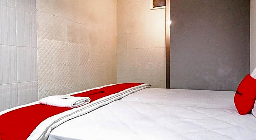 RedDoorz @ Citraland Surabaya