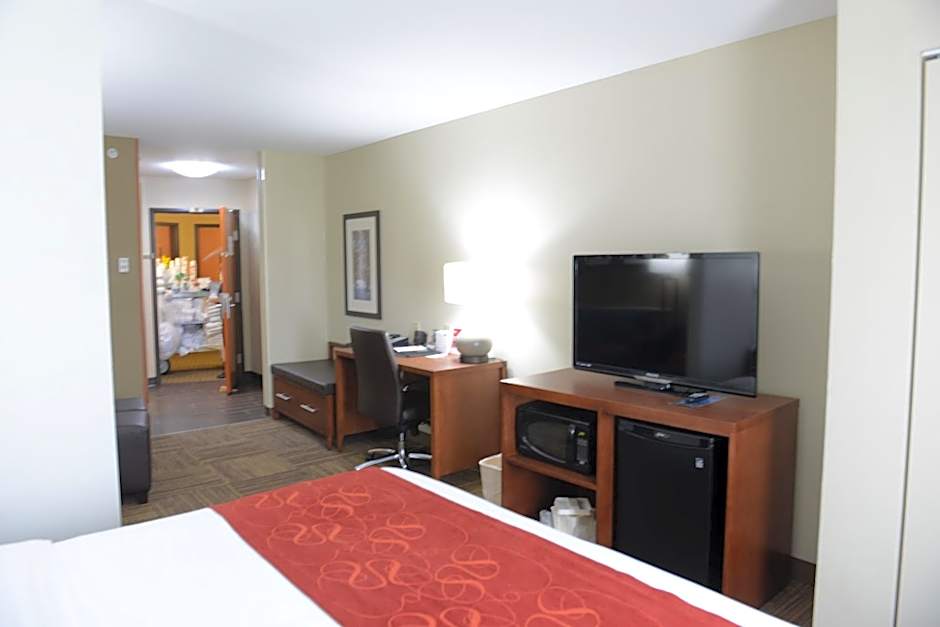 Comfort Suites Urbana Champaign, University Area