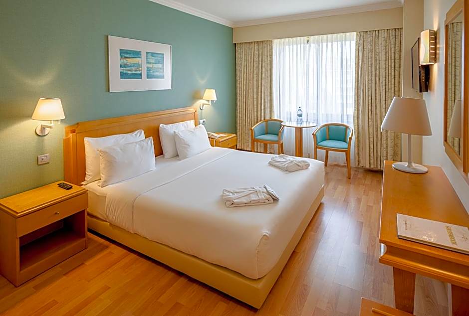 Sana Metropolitan Hotel