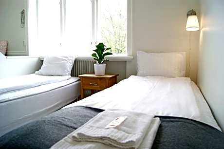Small Double Room with Shared Bathroom