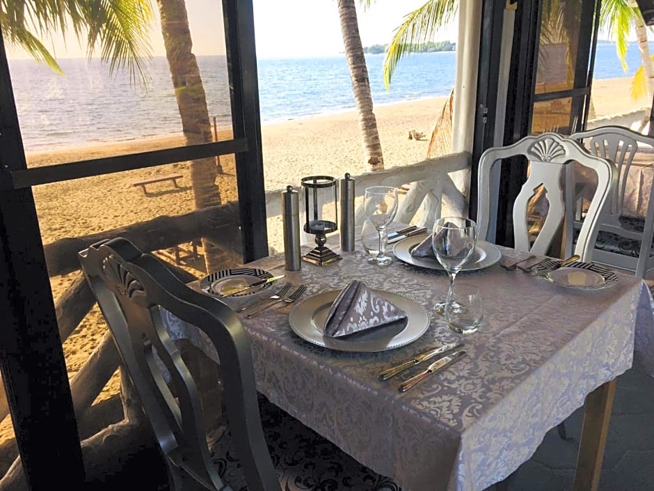 Sunbloom Beachfront Hotel and Restaurant Zambales