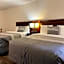 Travelers Beach Inn