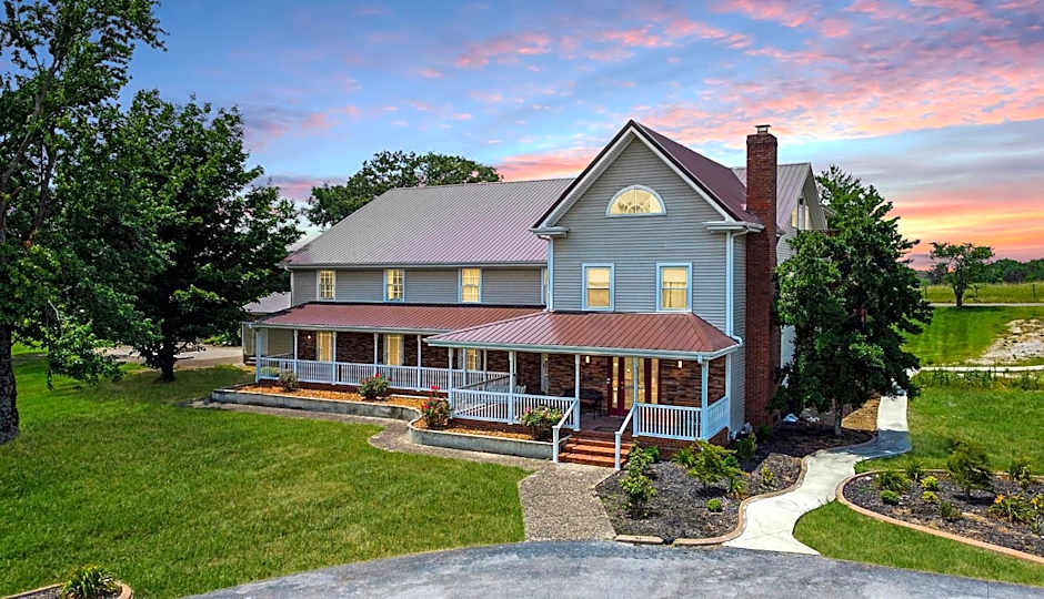 Four Seasons Country Inn