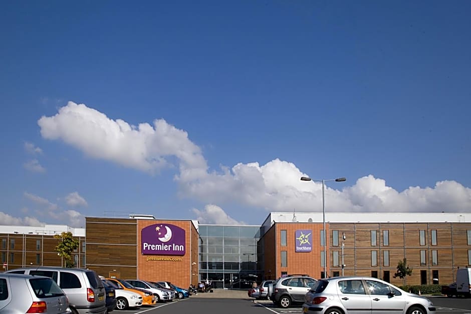 Premier Inn London Heathrow Airport T2 & T3 - Bath Road