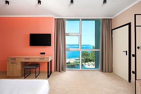 Suite with Sea View
