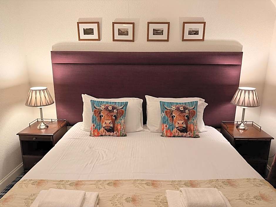 Loch Leven Hotel & Distillery