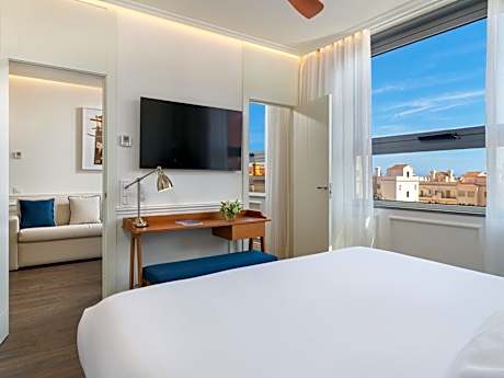 One-Bedroom Suite (2 Adults)