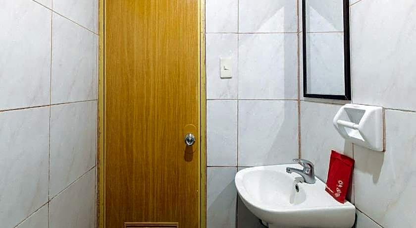 RedDoorz near SM Batangas City