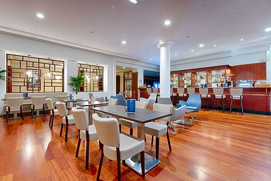 Occidental Paris Levallois