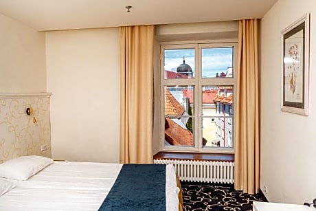 Standard Double or Twin Room with Free Parking