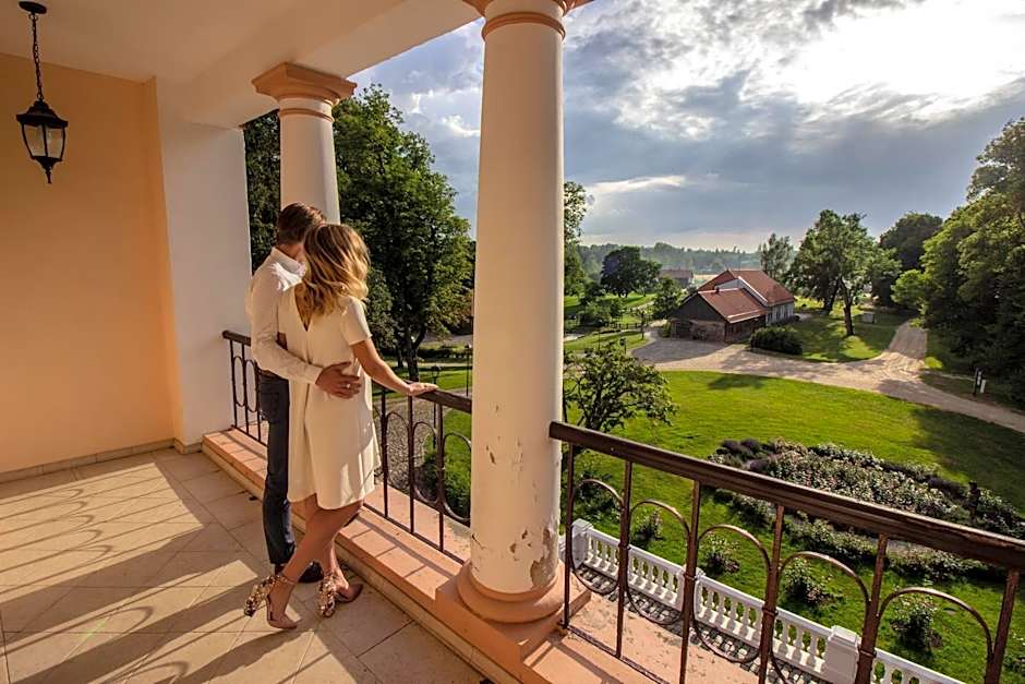 Piena muiža - Berghof Hotel & SPA