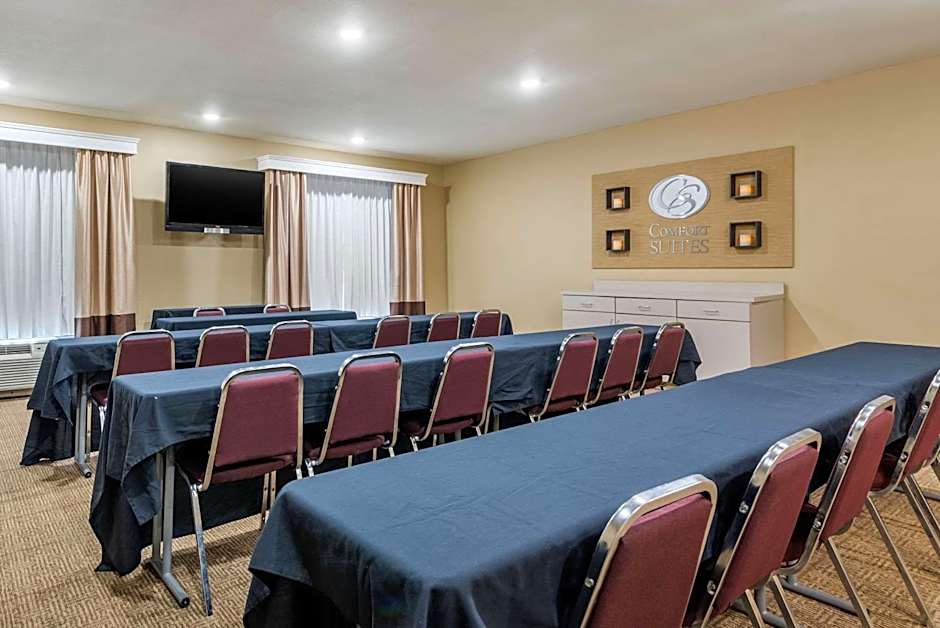 Comfort Suites near Route 66