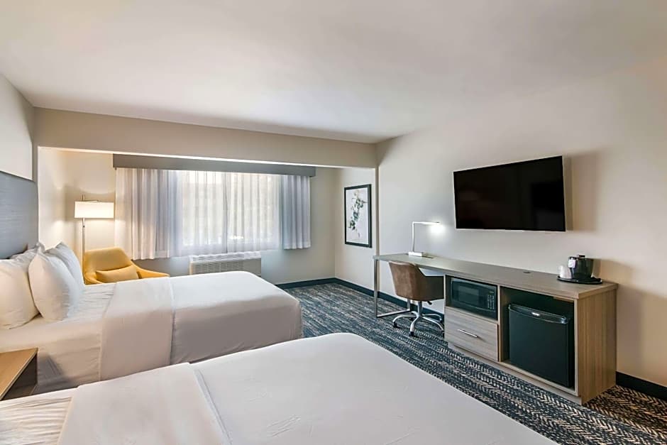 The Hourglass Hotel, Ascend Hotel Collection