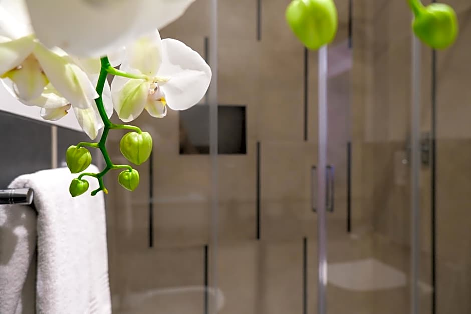 Emerald Green Residence