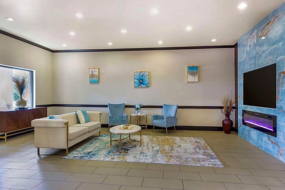 Best Western Plus Texoma Hotel & Suites