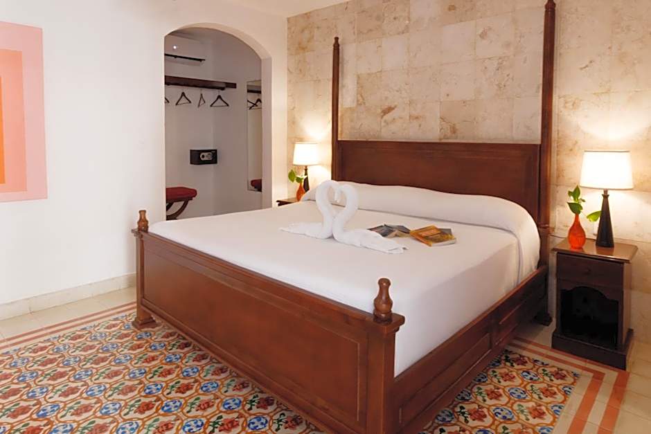 La Aurora Hotel Colonial