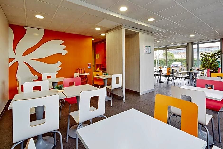 Premiere Classe Avignon Parc Des Expositions