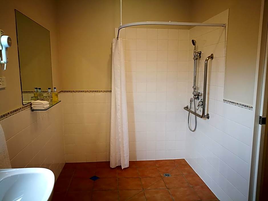 Airport Birches Motel